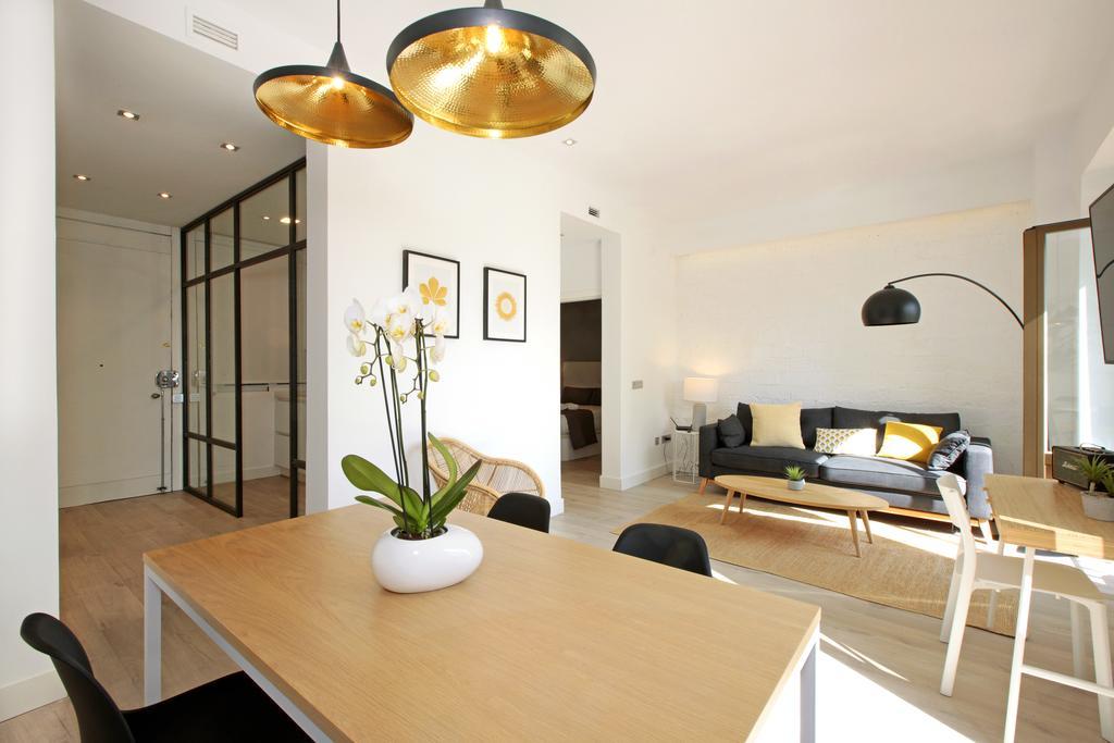 Atocha Hub Appartement Madrid Buitenkant foto