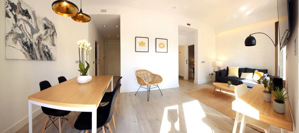 Atocha Hub Appartement Madrid Buitenkant foto