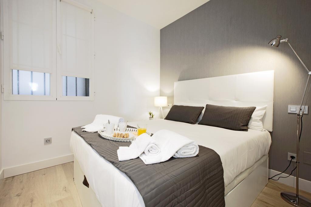 Atocha Hub Appartement Madrid Buitenkant foto