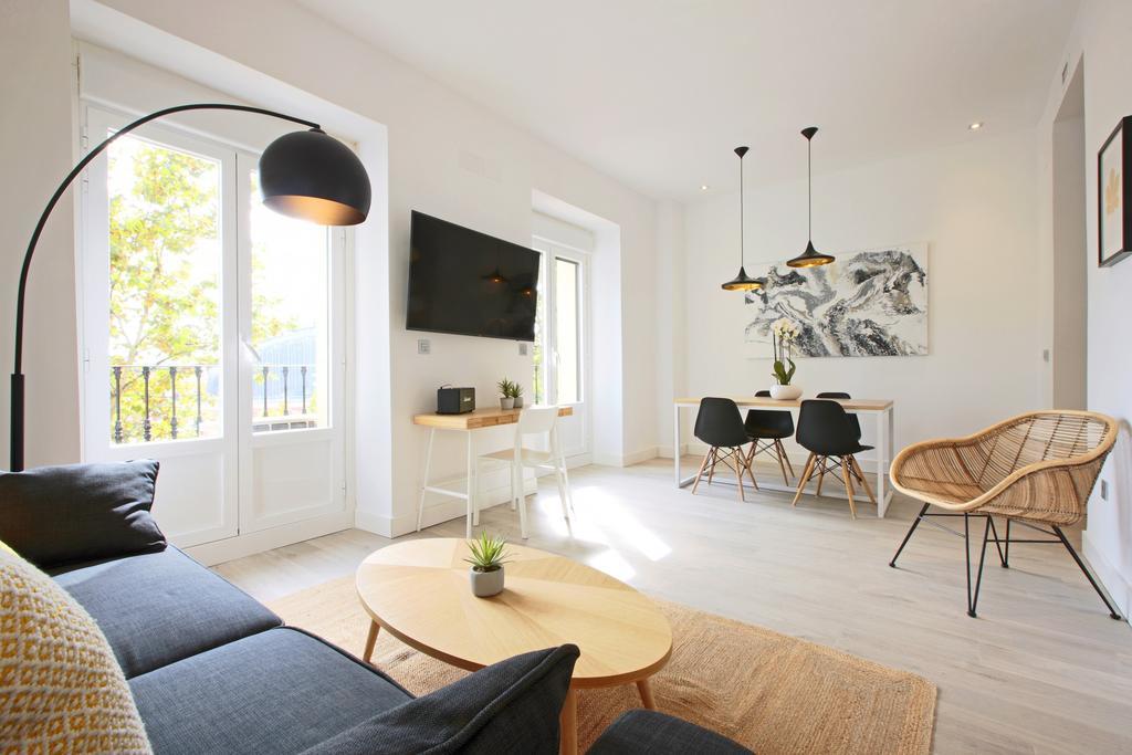 Atocha Hub Appartement Madrid Buitenkant foto
