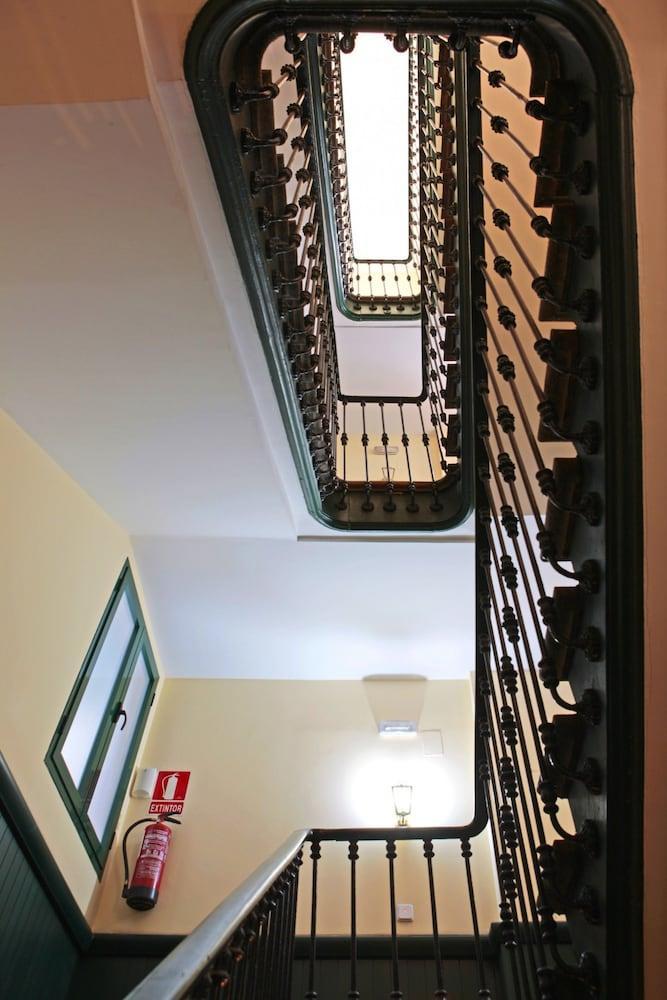 Atocha Hub Appartement Madrid Buitenkant foto